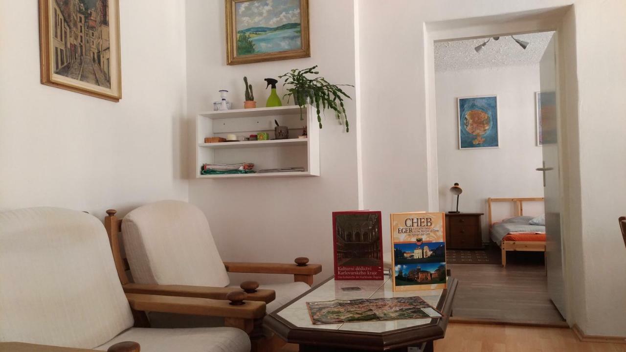 Skromny Apartman V Centru Chebu 외부 사진